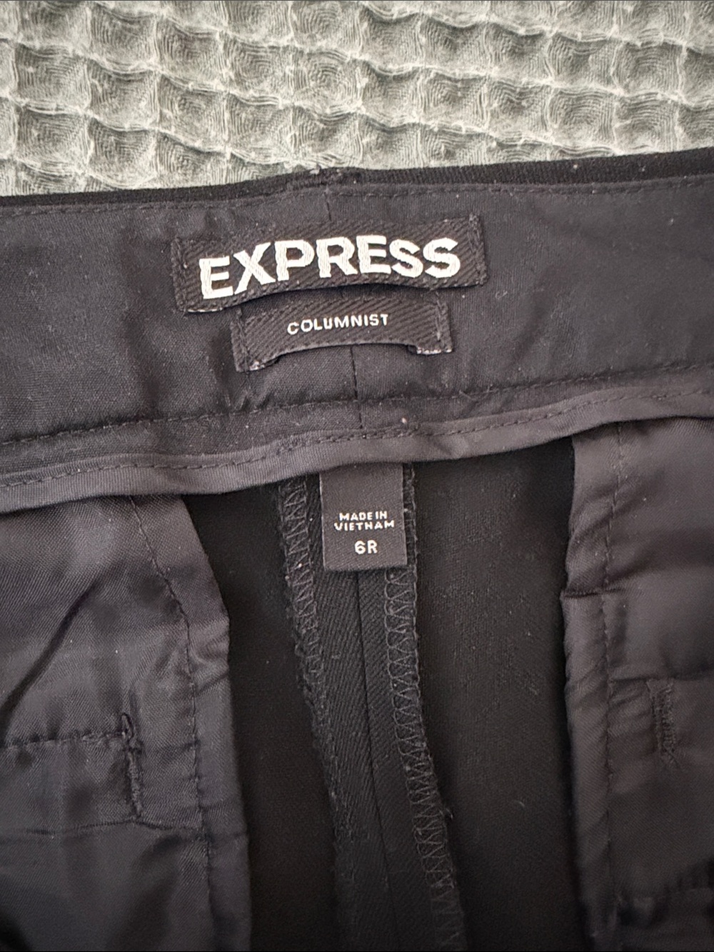 Express Pants - Picture 2 of 4